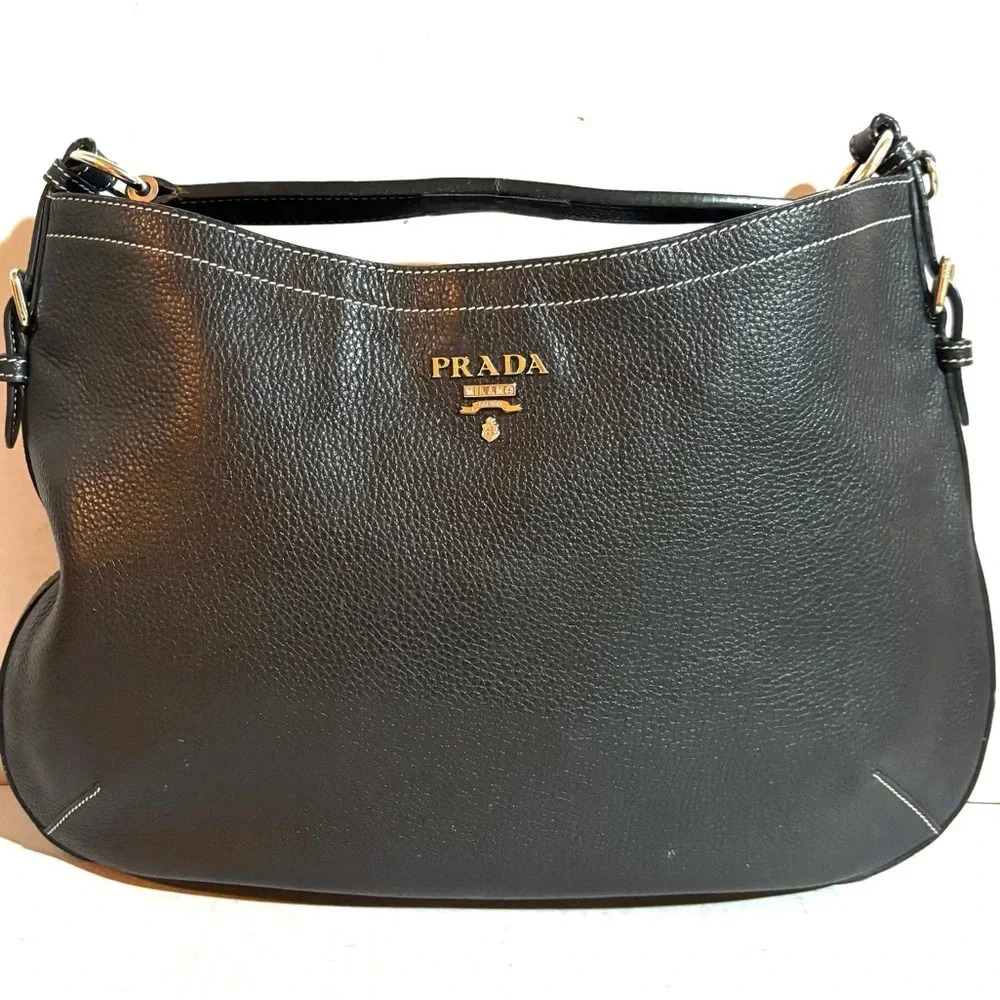Prada back leather shoulder handbag